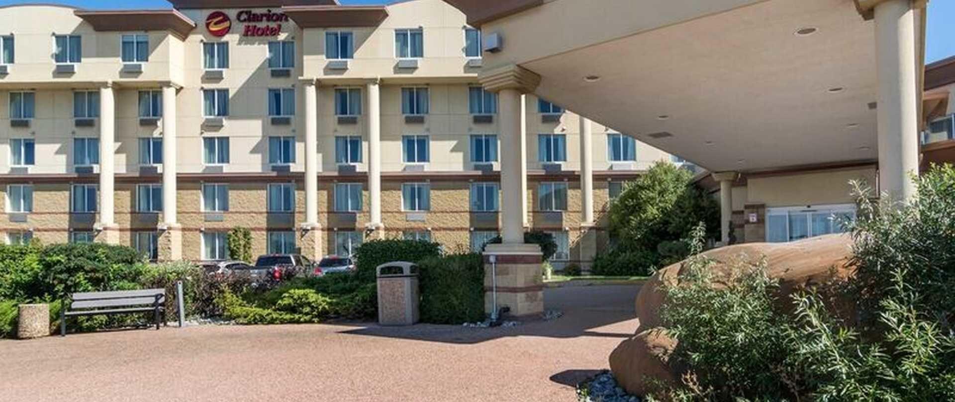 Clarion Hotel & Conference Centre Шърууд парк Екстериор снимка