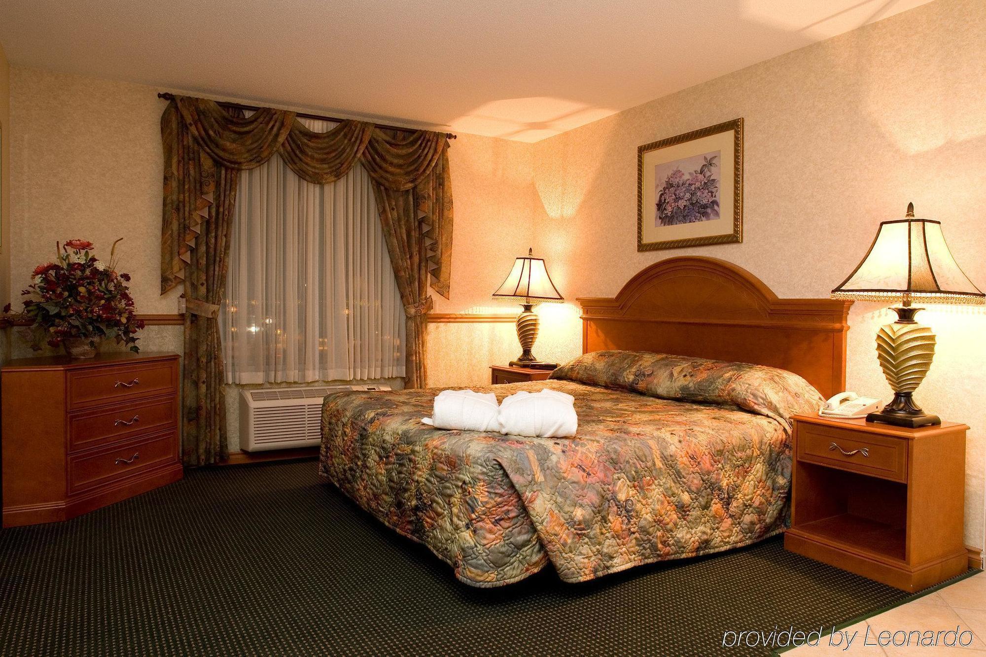 Clarion Hotel & Conference Centre Шърууд парк Екстериор снимка