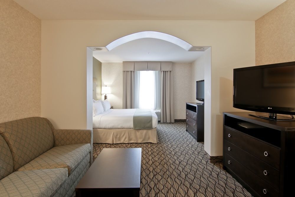 Clarion Hotel & Conference Centre Шърууд парк Екстериор снимка