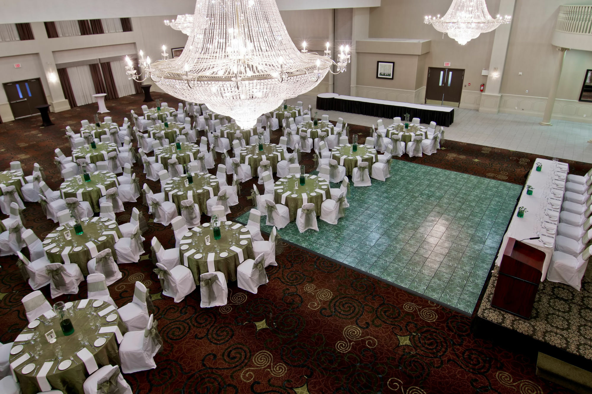 Clarion Hotel & Conference Centre Шърууд парк Екстериор снимка